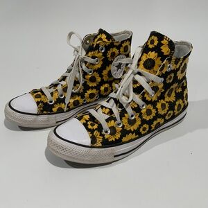 Converse Women’s Sz 8 Sunflower shoes